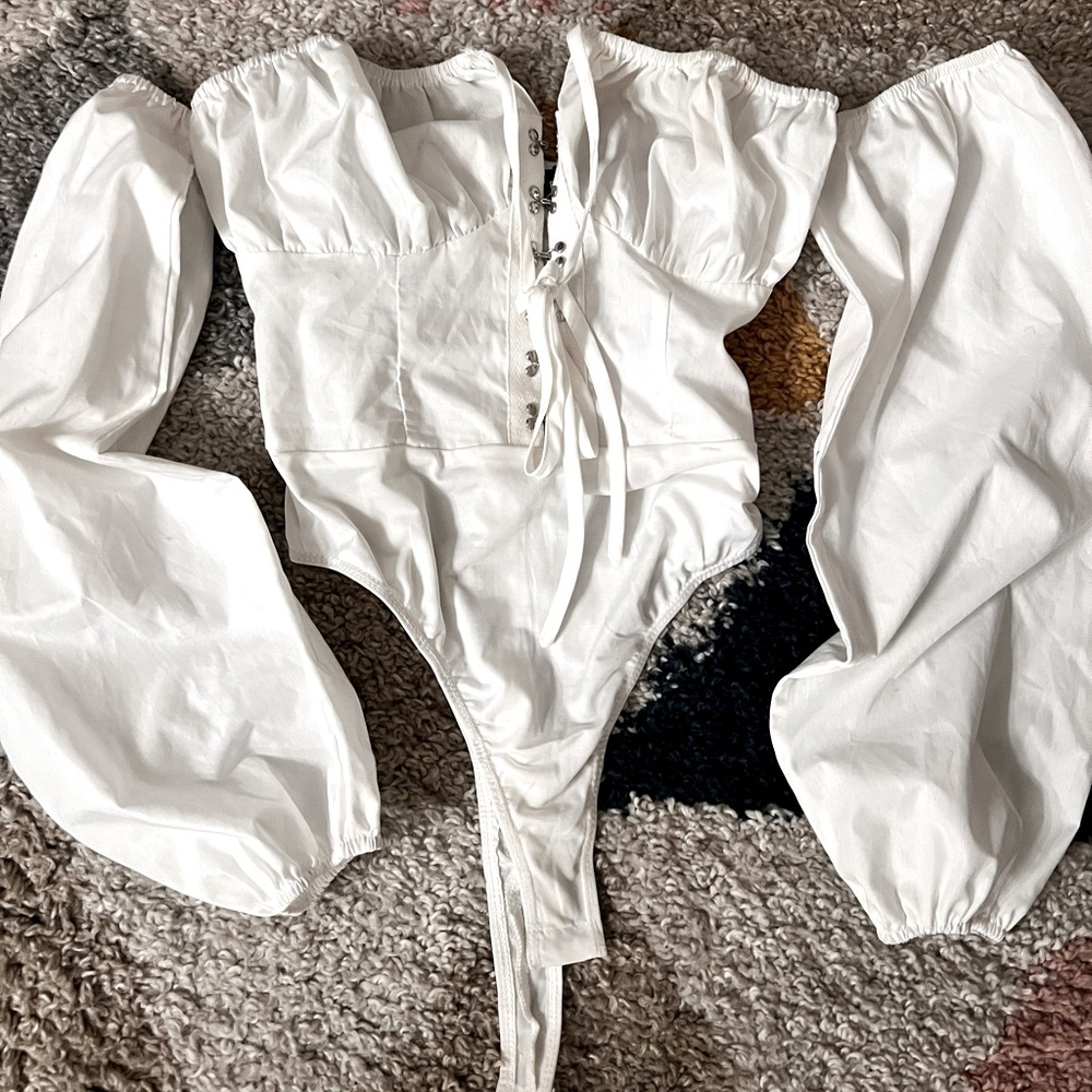 Pretty little thing bodysuit (0)